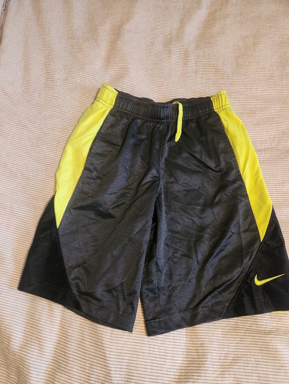 Nike Boy's Black and Yellow/Green Swim Trunks Small
